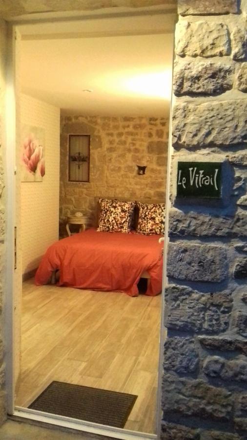 Le Vitrail Chambre Equipee Sans Service Repas Yvetot-Bocage Eksteriør billede